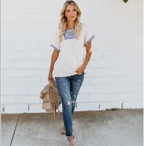 Vici Collection Carino Embroidered Top Size S